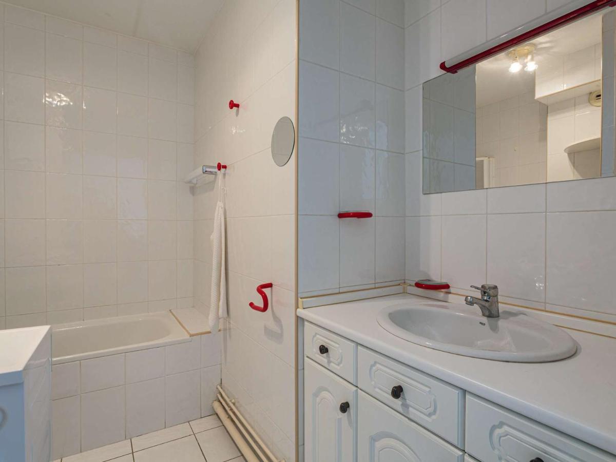 Appartement A 200 M De La Plage Avec Terrasse Et Parking, Au Coeur Des Commerces Et Restaurants - Fr-1-2-426 Hendaye Eksteriør bilde
