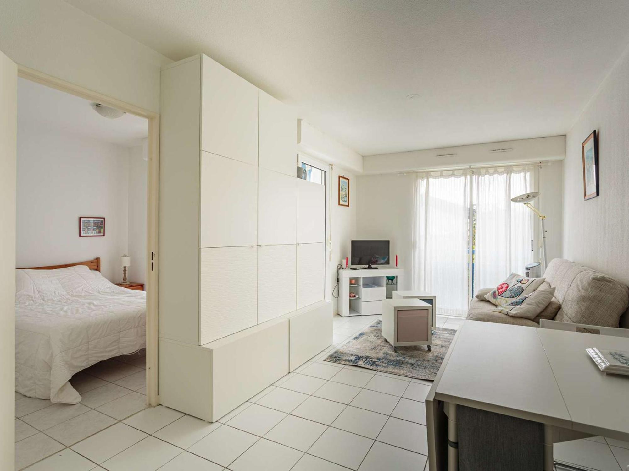 Appartement A 200 M De La Plage Avec Terrasse Et Parking, Au Coeur Des Commerces Et Restaurants - Fr-1-2-426 Hendaye Eksteriør bilde